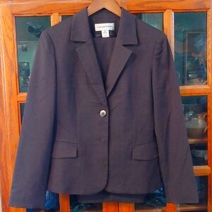 Jones New York Brown Slack Suit, Size 10, Like New
